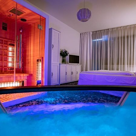 Apartament Rodzinny Beach Sauna&Jacuzzi Arka Medical Spa Kolobrzeg Luaran gambar
