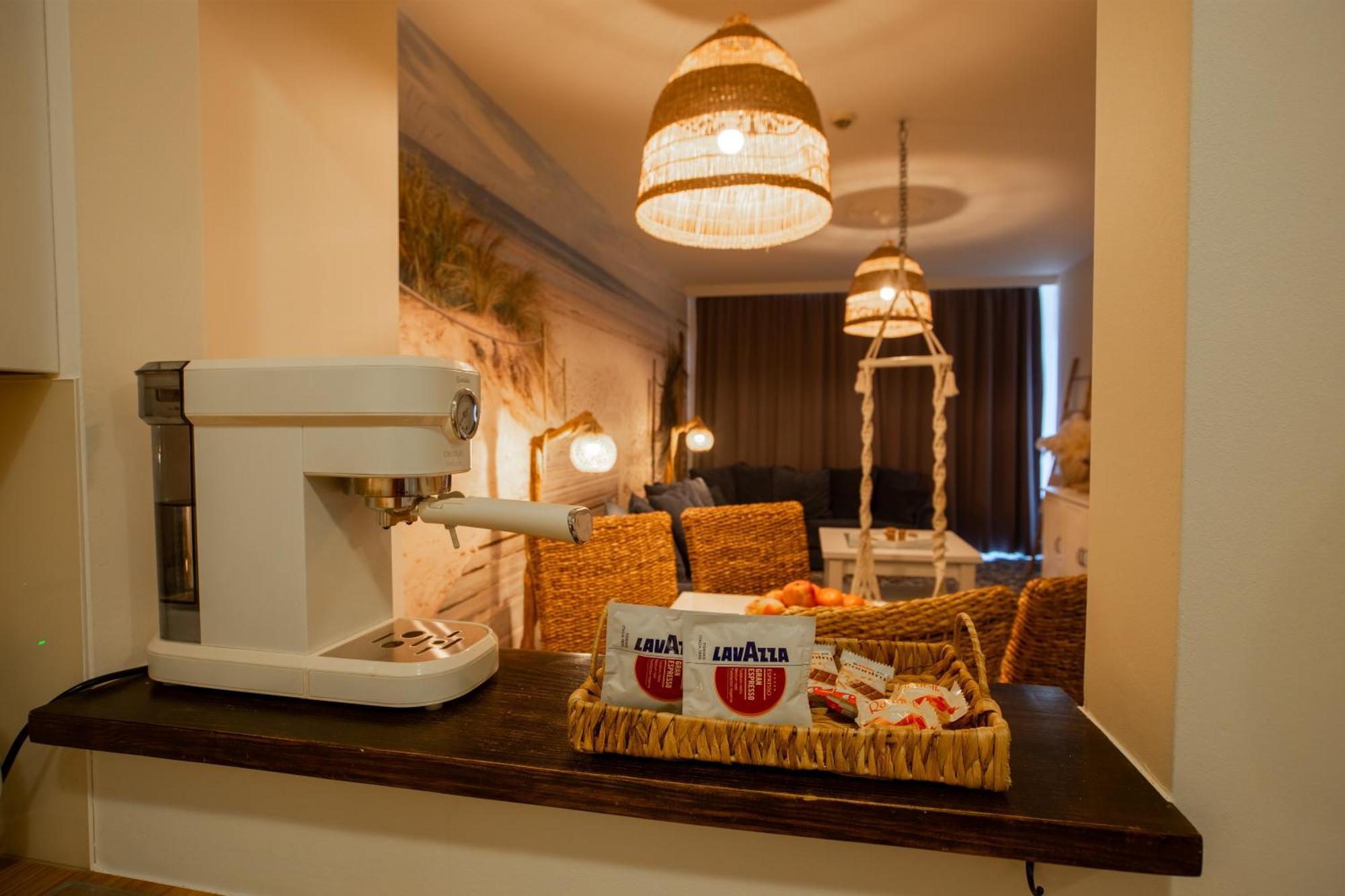 Apartament Rodzinny Beach Sauna&Jacuzzi Arka Medical Spa Kolobrzeg Luaran gambar
